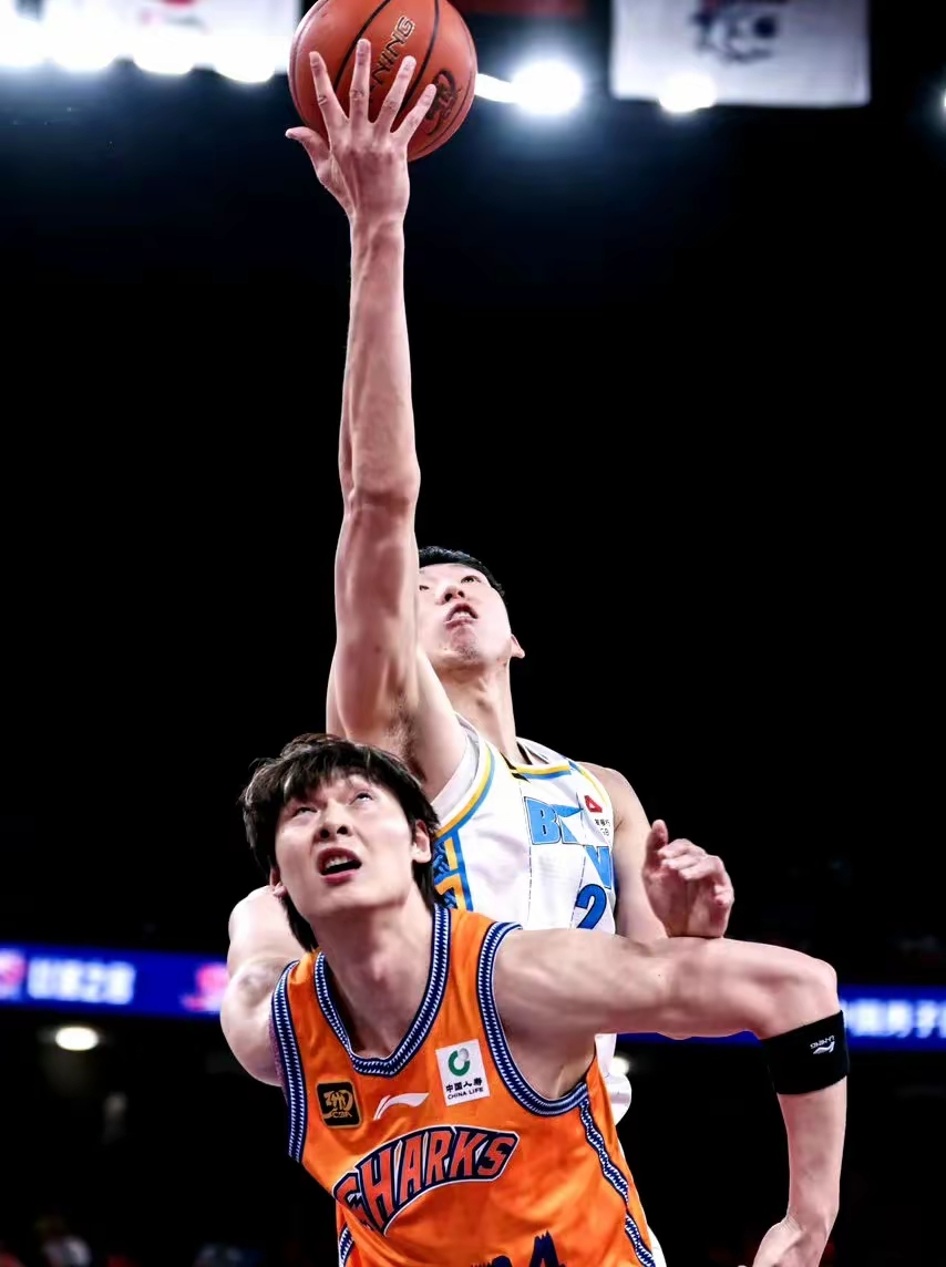 加时末段CBA常规赛焦点战，新奥尔良鹈鹕手感冰凉，压力陡增，赛季目标并未改变的简单介绍开云网站