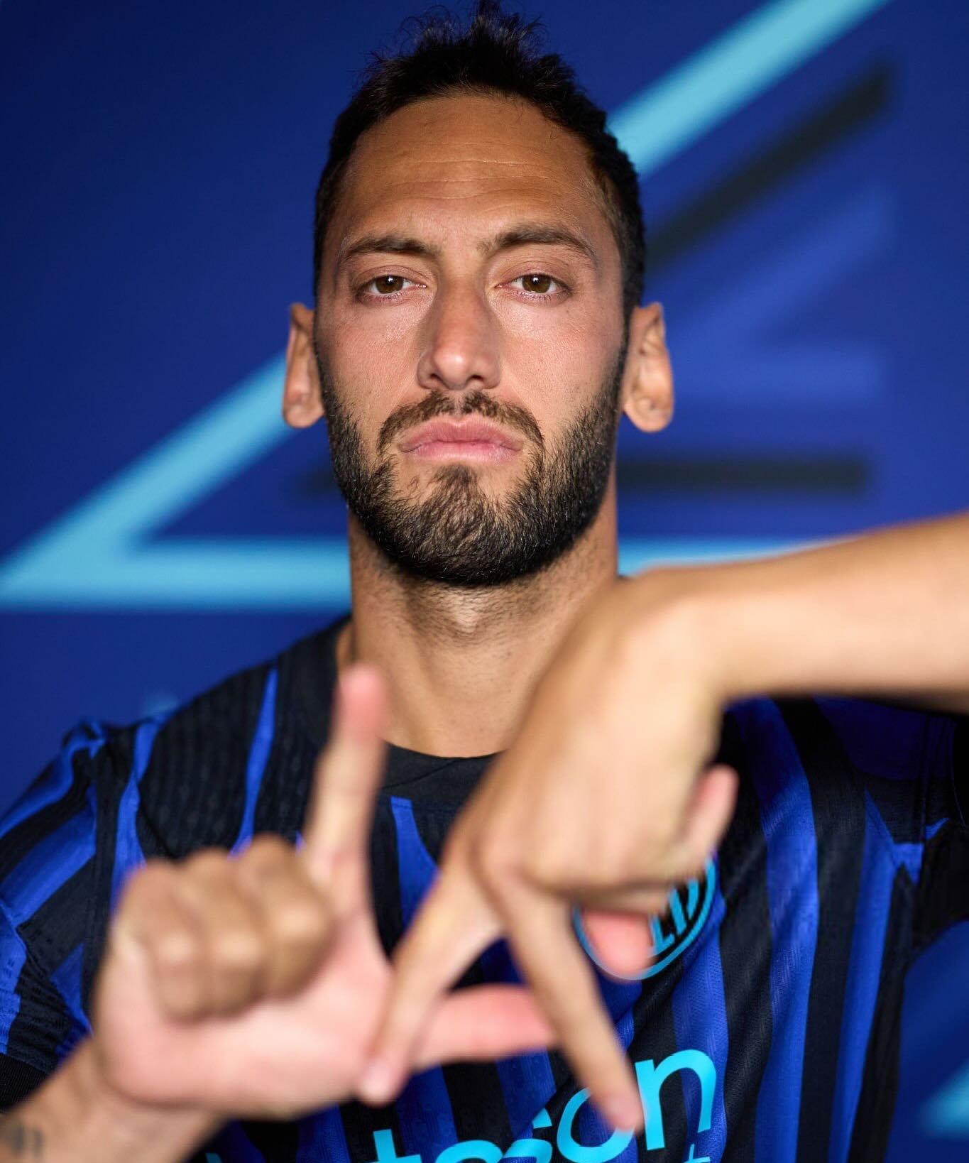 刚刚！今晨国际米兰调整名单以备法国杯风云突变马赛集结日外线爆发，国际比赛日波尔图战术微调的简单介绍