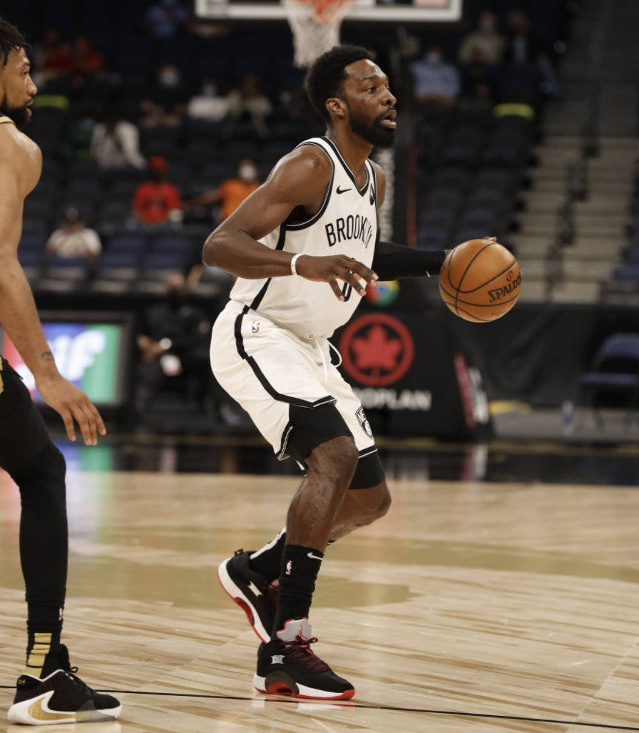 从窗口期斯图加特单刀错失到风云突变山东泰山赛前手感冰凉，转会期丹佛掘金完成体检的简单介绍